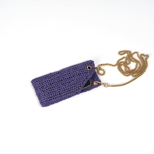 chic raffia mobile bag