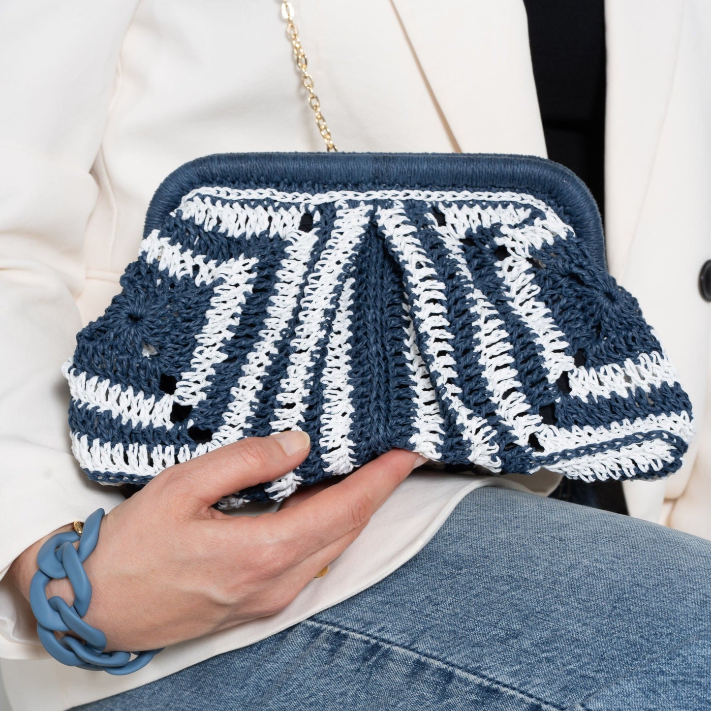 RAFFIA CLUTCH BAG